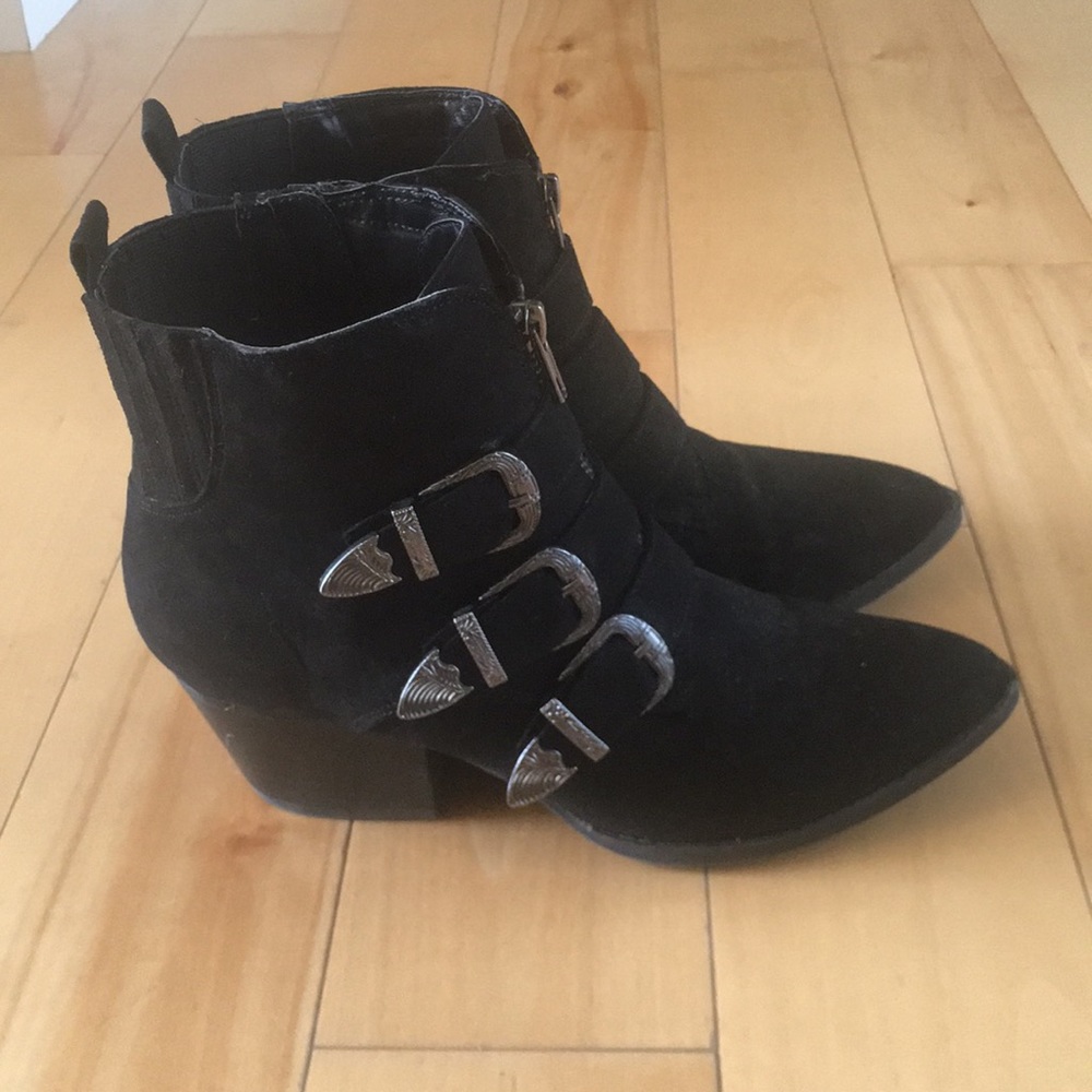 Carlos Santana boots!!